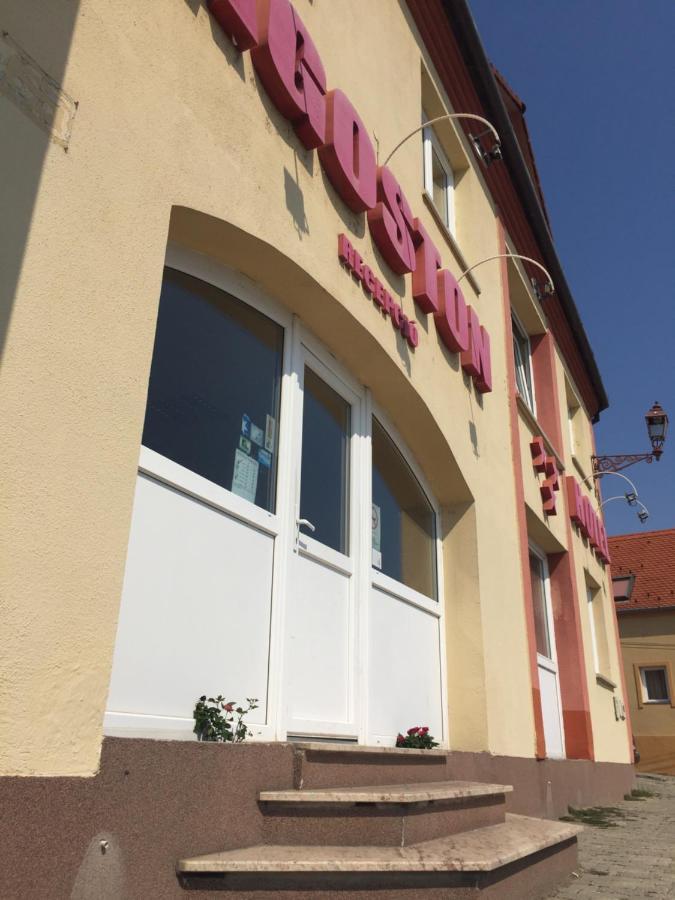 City Hotel Agoston Peçuy Dış mekan fotoğraf